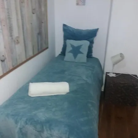 Center - With 3 Private-rooms * Lizbona